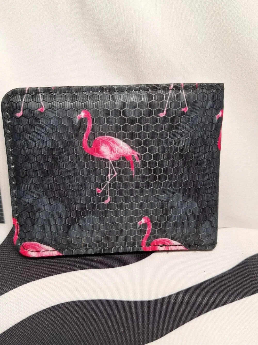 Vibedration Card Holder Folding Wallet - Flamingos - Used